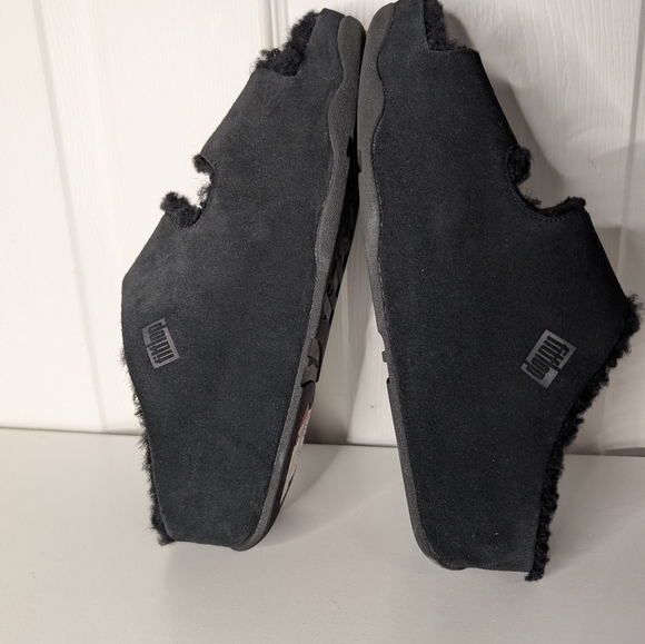 FitFlop Shuv Womens Sandals Two Bar Shearling Slippers Black Slide Size 11 Fuzzy - Picture 8 of 11
